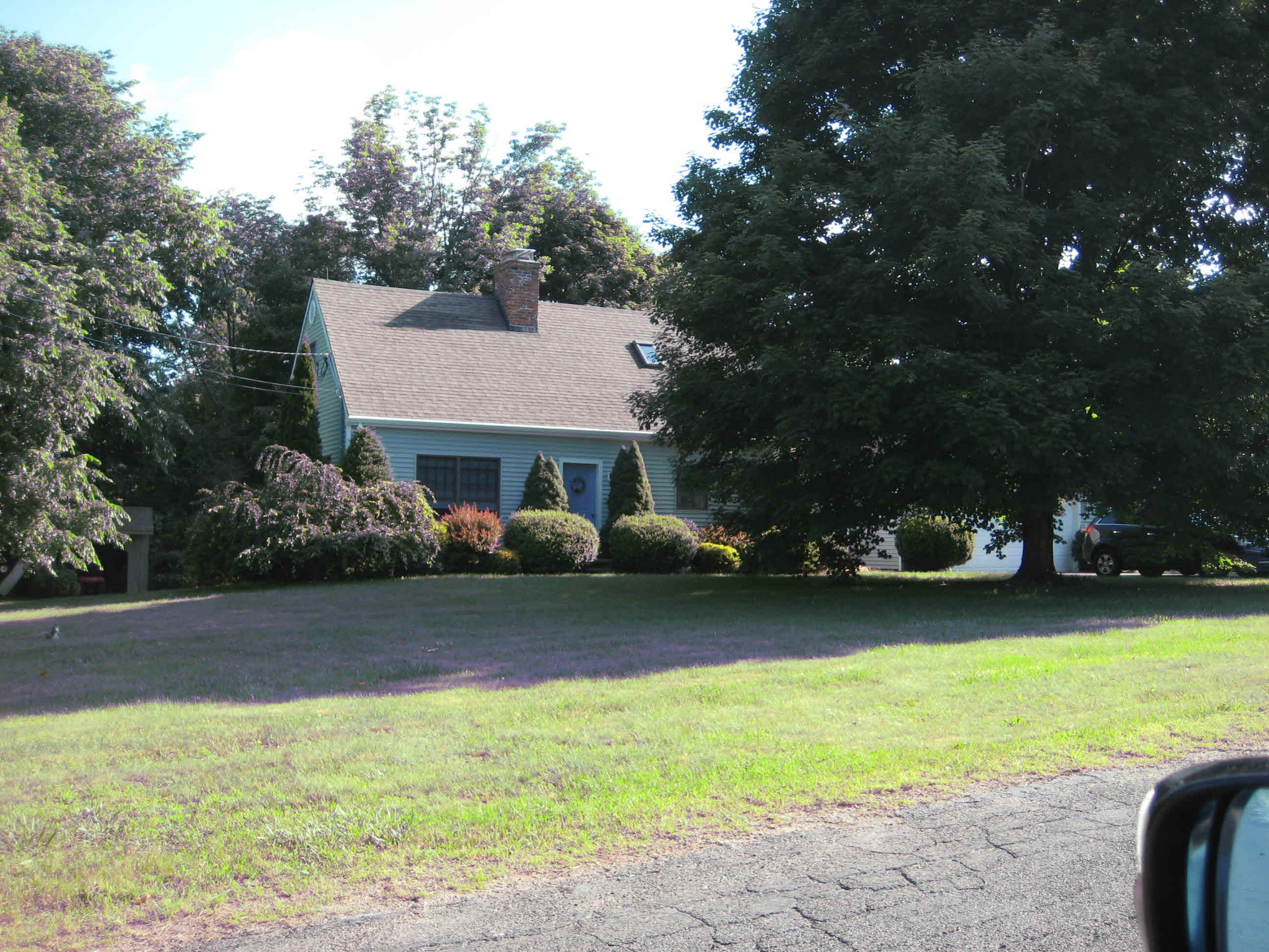 Building photograph for 12 SUNNY RIDGE RD